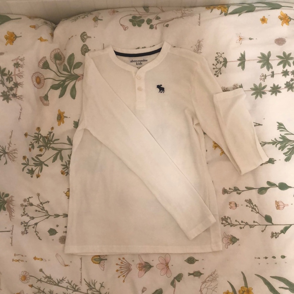 Abercrombie kids half button